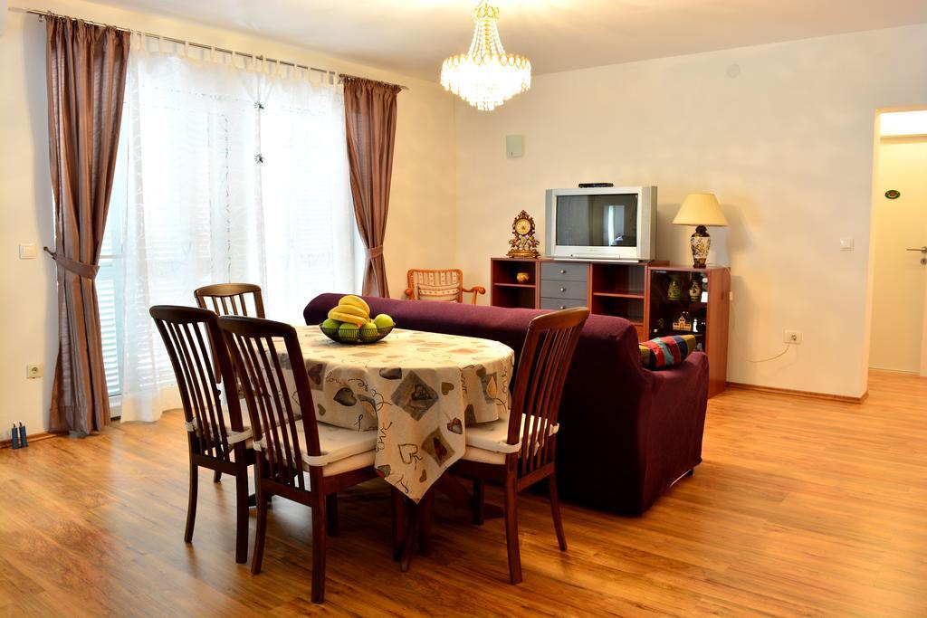 Apartments M&B بودْسْتغانا المظهر الخارجي الصورة